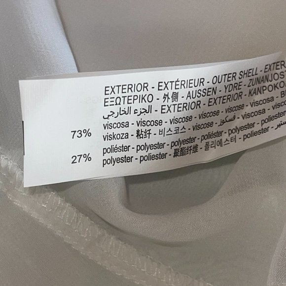 NWT Women's Stradivarius White Tank Top with Detail Size M - Picture 6 of 6